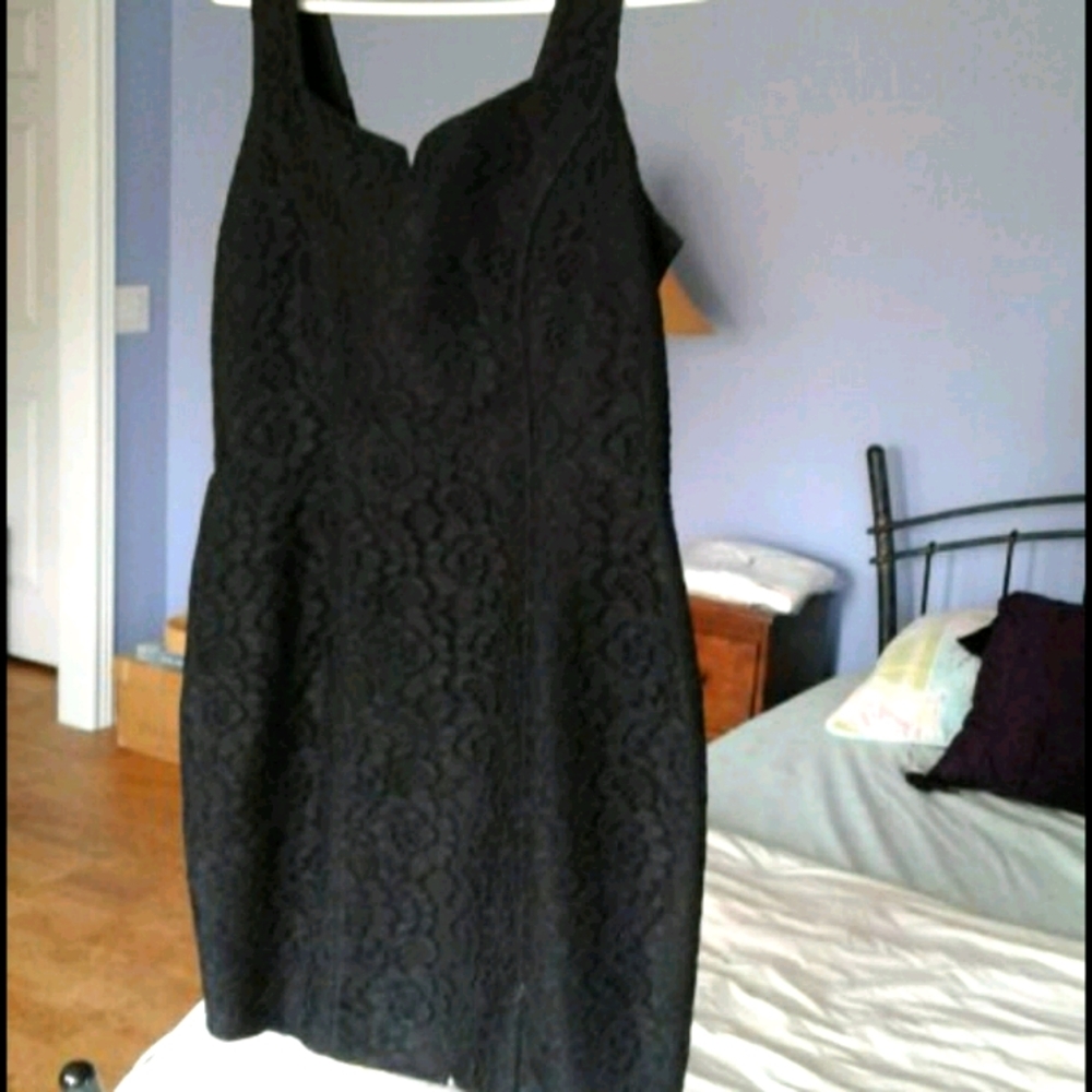 LBD - Picture 2 of 5